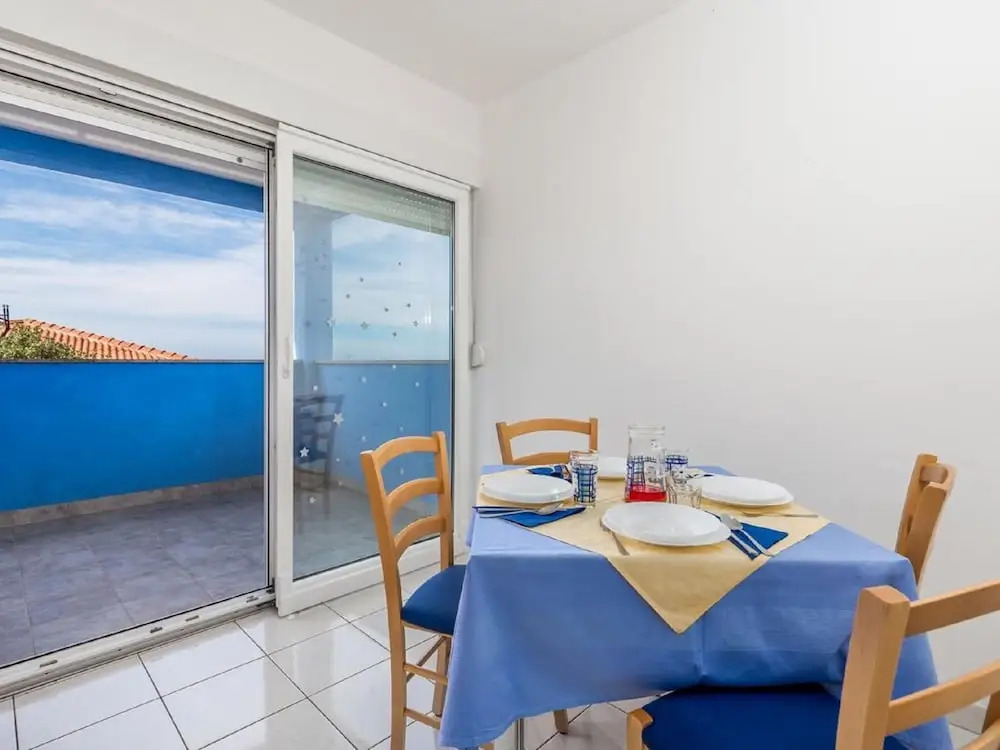 Mandre Coastal Hideaway