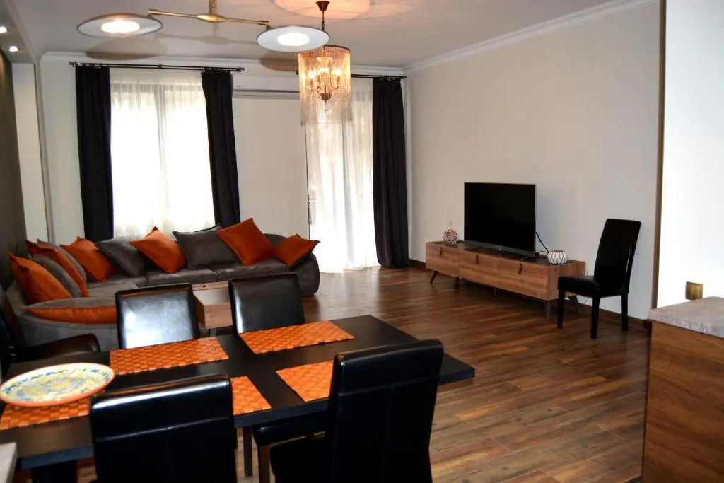 3 Dimitri Arakishvili Street MNRL