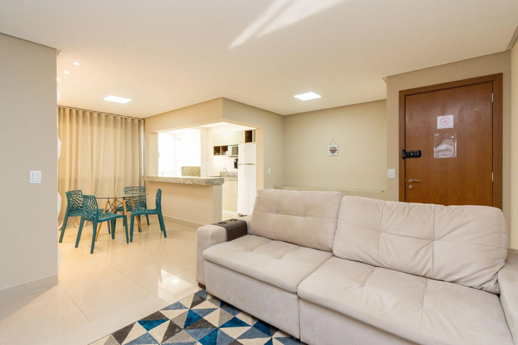 Elegante apartamento de 2 quartos no Setor Bueno - Andar Alto - Ed The Expression - TH501