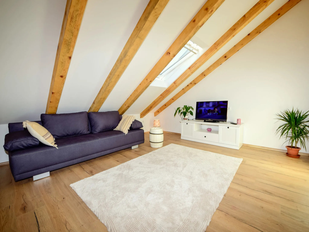 Holiday Home Lara by Interhome