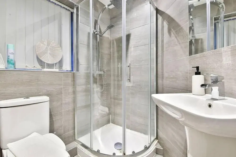 Whitchurch Place 2 Bed Flat in Cardiff
