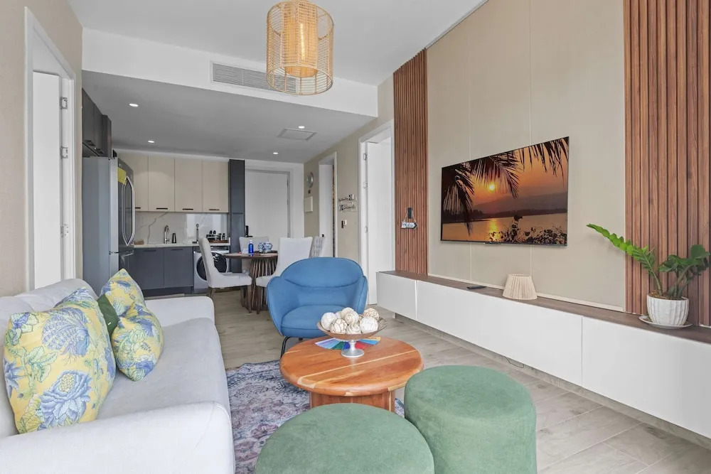 NOK Elegant 2BR Apt by Vistacana