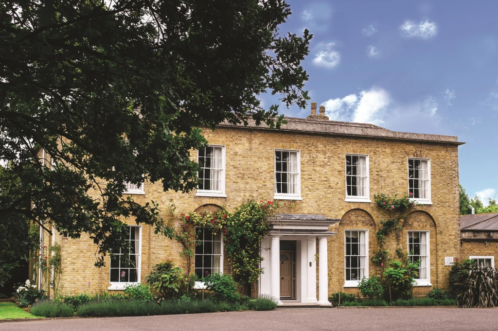 The Hadlow Manor Hotel