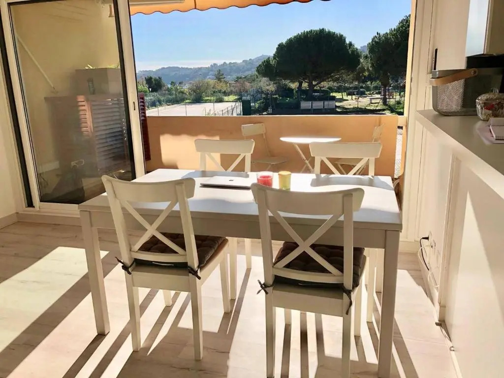 Appartement Bormes-les-Mimosas, 3 pièces, 4 personnes - FR-1-610-37