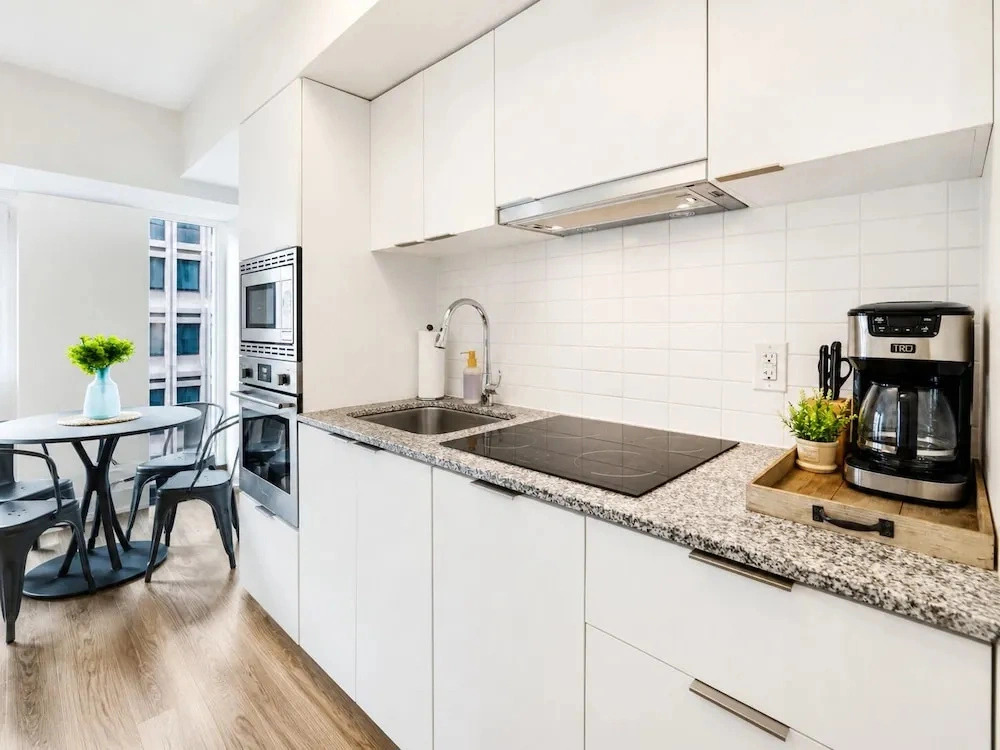 Samesun Toronto Suites