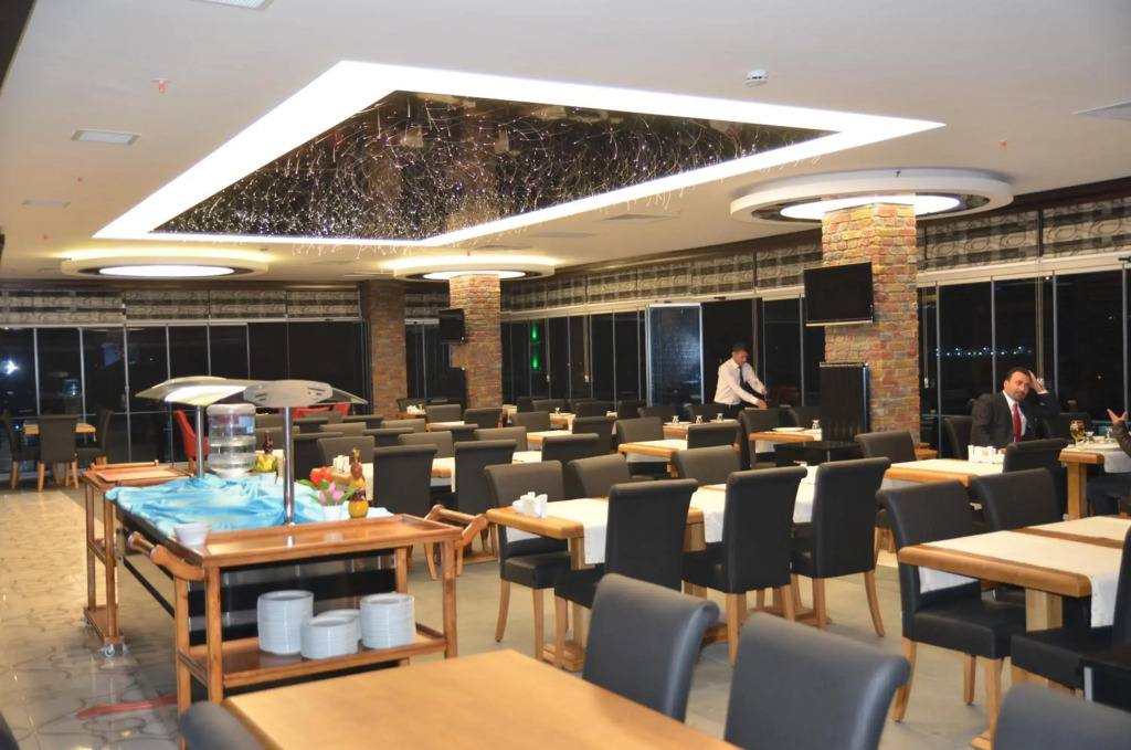 Grand Hotel Van