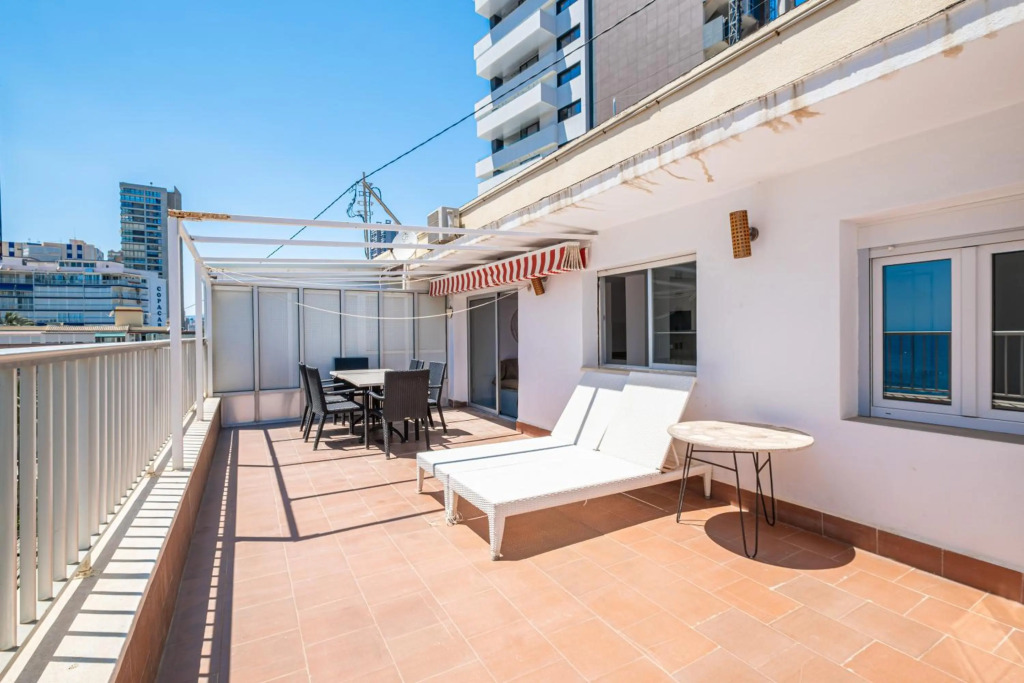 Penthouse El Pato 872