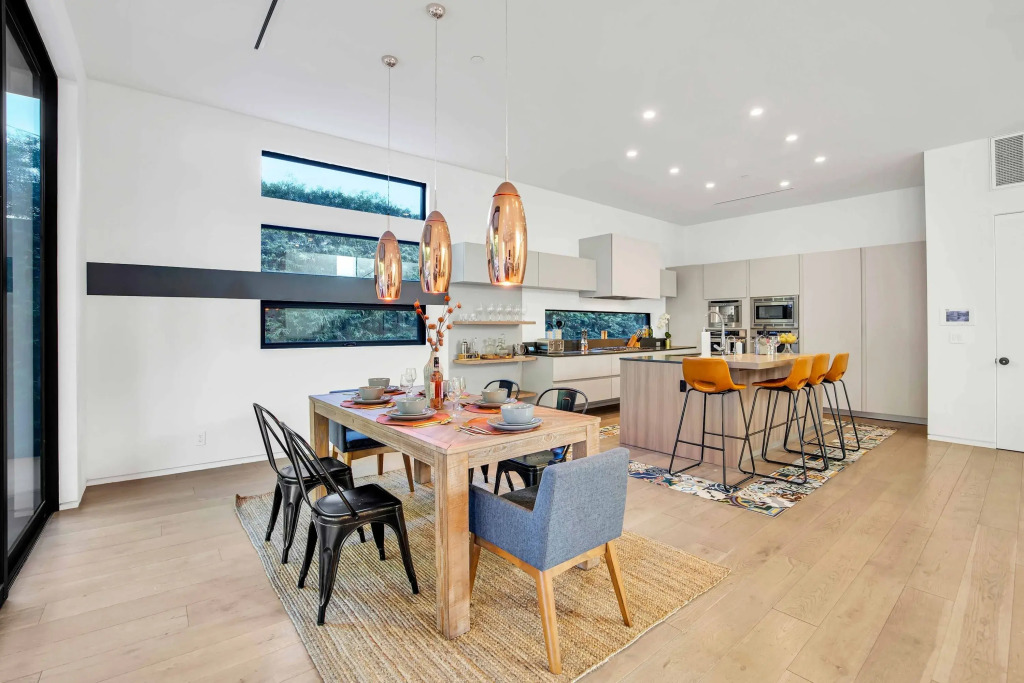 LA Villa by Avantstay Walk to The Grove LA