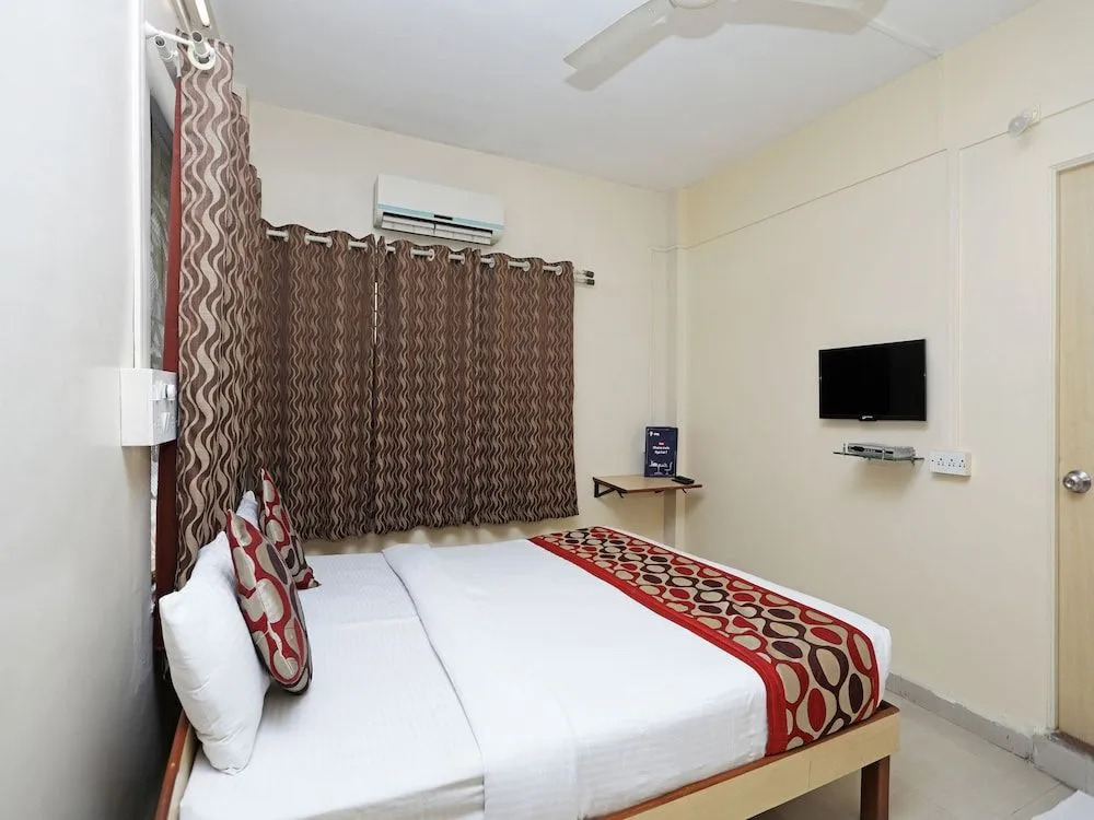 FabHotel Royce Studio - Nr Pune International Airport