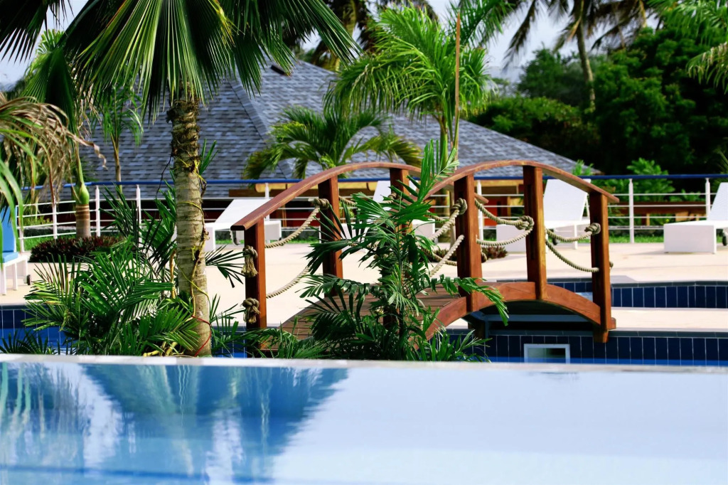 Best Western Plus Serene Atlantic Hotel