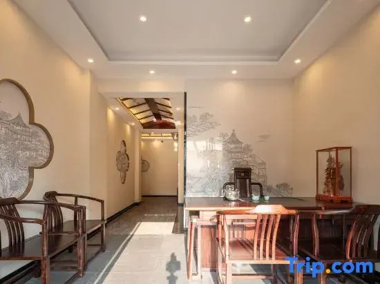 Wang Family No. 8 Courtyard Homestay (Wang Family Courtyard Ticket Office)