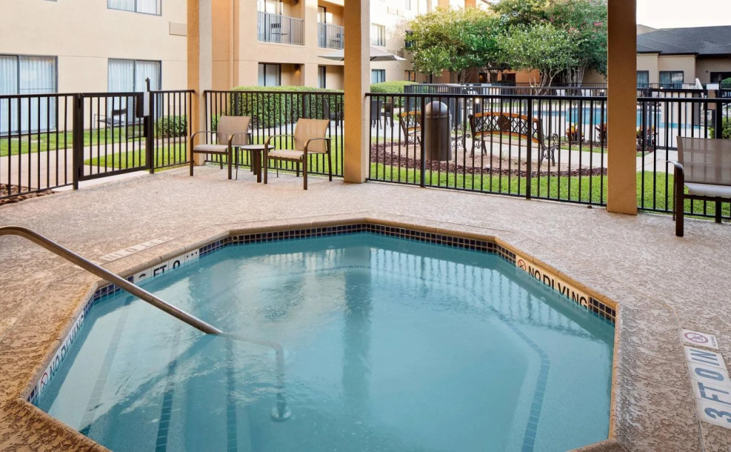 Courtyard Houston Westchase