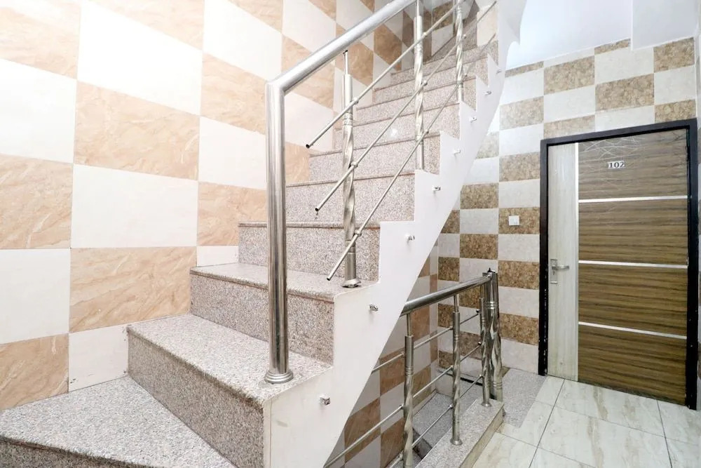 Oyo 40297 A K Guest House