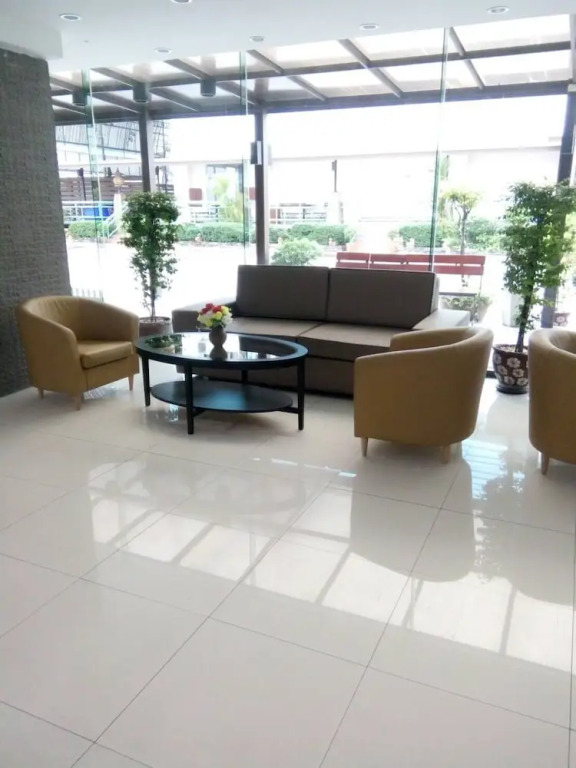 Mayflower Grand Hotel Korat