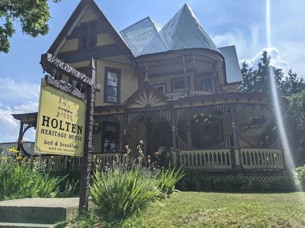Holten Heritage House Bed and Breakfast