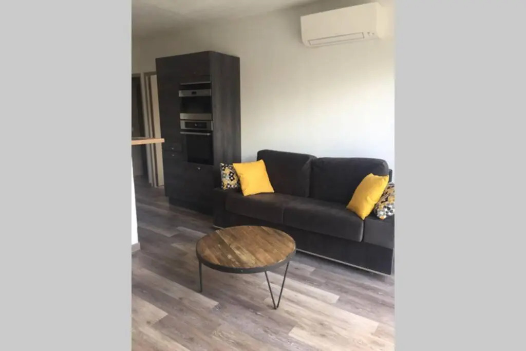 Suite Spacieuse Avec Acces Piscine