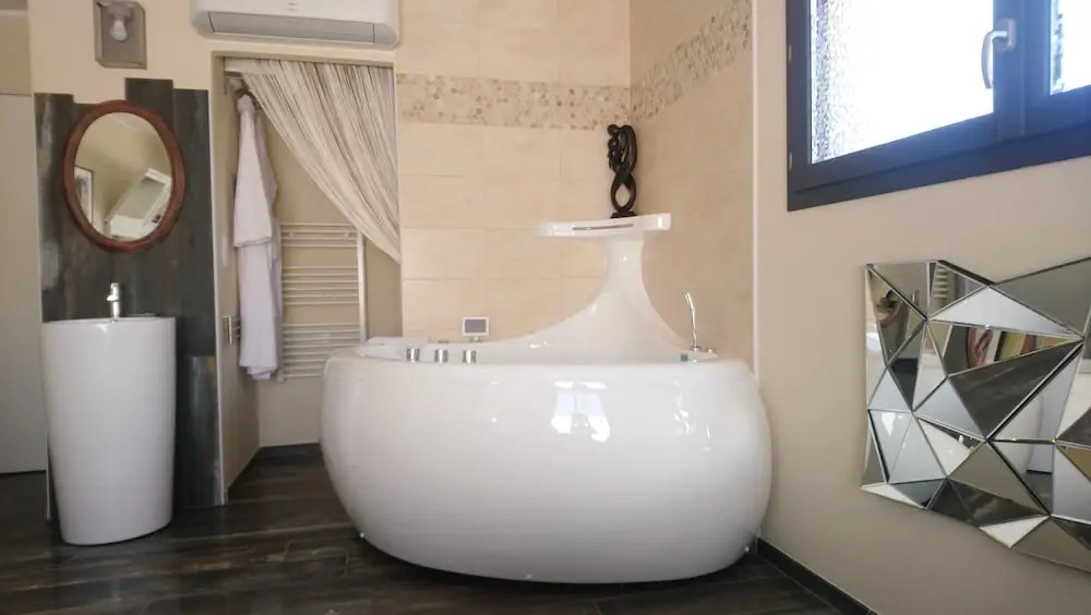 Plgfe - EPICUROOMS - Suites romantiques 5 étoiles