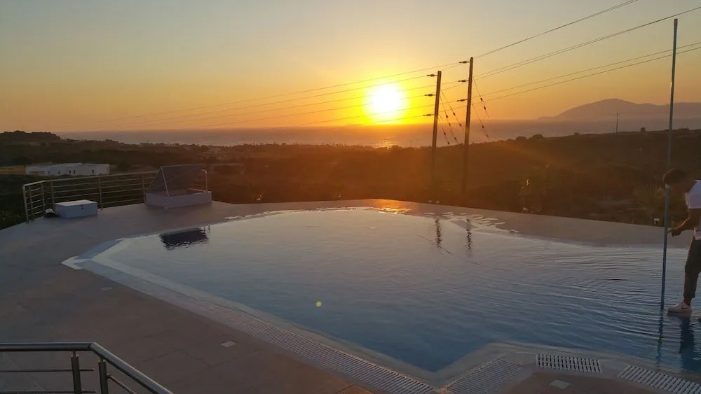 Villa Neptune With Stunning Private Pool - Maximum 6 Guests in Mastihari, Kos