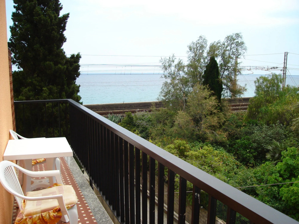 Hotel Lora RDA Luxury