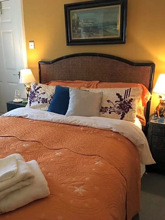 Wynberg House Swansea Bed  Breakfast
