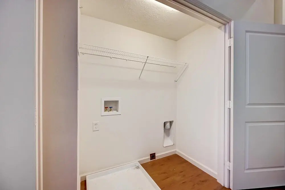 FRONTDESK 1010 Central Apts Downtown Indy