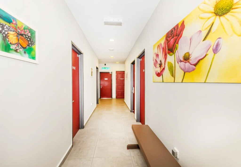 OYO 663 Trevor Hotel