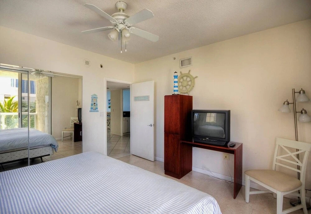 Le Golden Bay 501 by Go Florida Condo, Sunny Isles