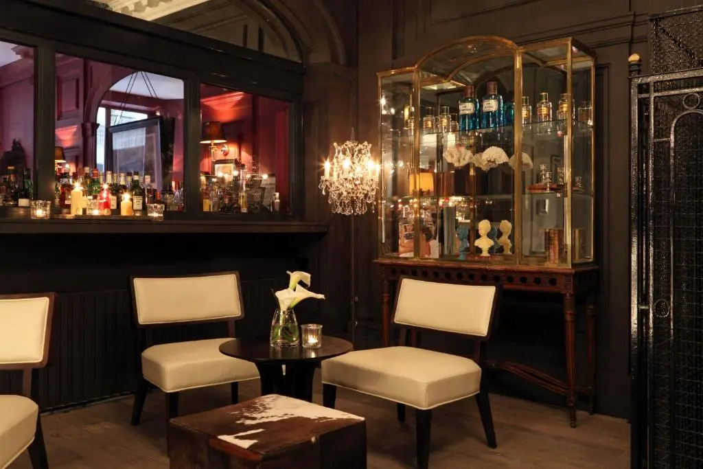 New Hotel Roblin