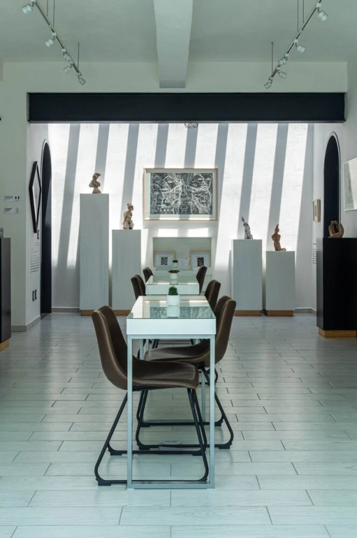 LARIMAR Gallery y Hotel Boutique