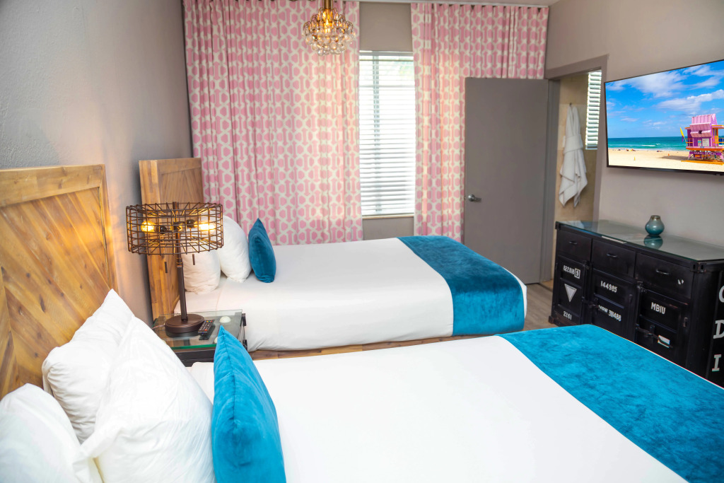 Whitelaw Hotel