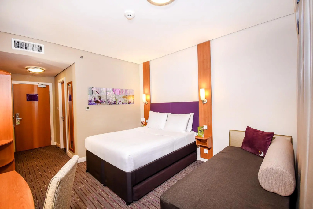 Premier Inn Abu Dhabi Airport Business Park