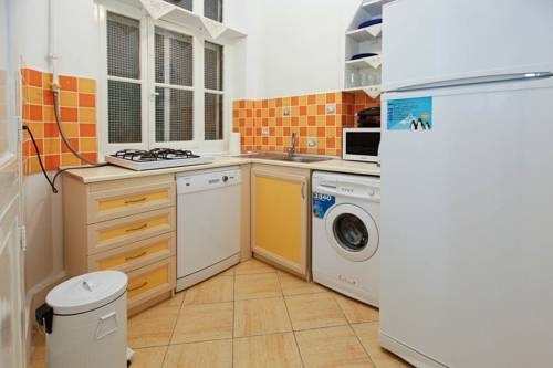 Tarus Apartments Kumbaracı