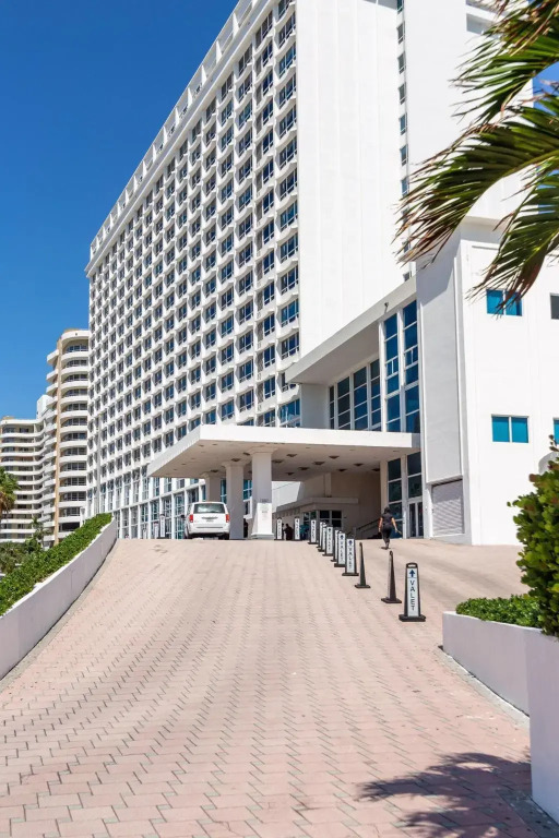 Girasole Apartments