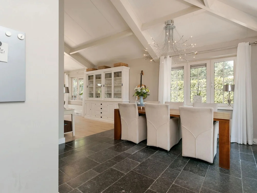 Modern Holiday Home in Putten with Hot Tub
