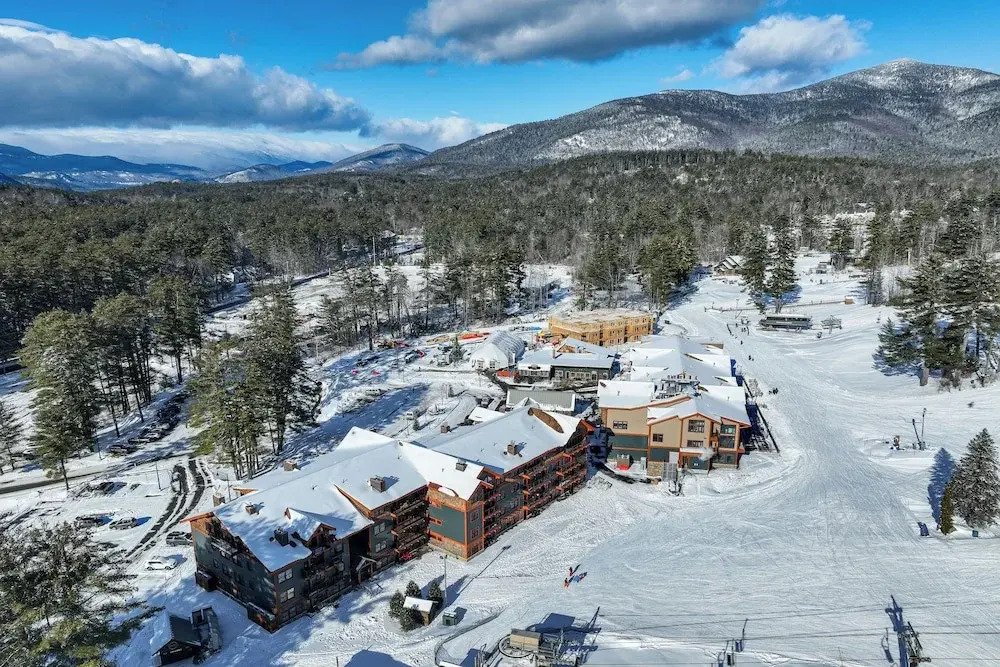 Ski-in/ski-out Cranmore Mountain Resort Condo!