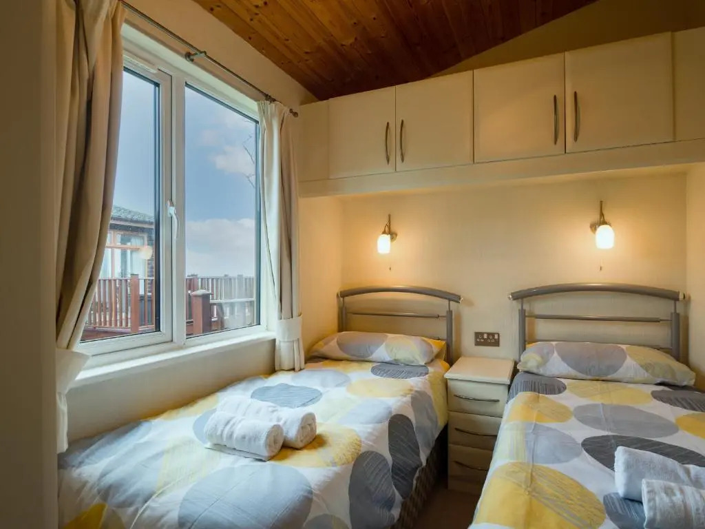 Whitsand Bay Lodge