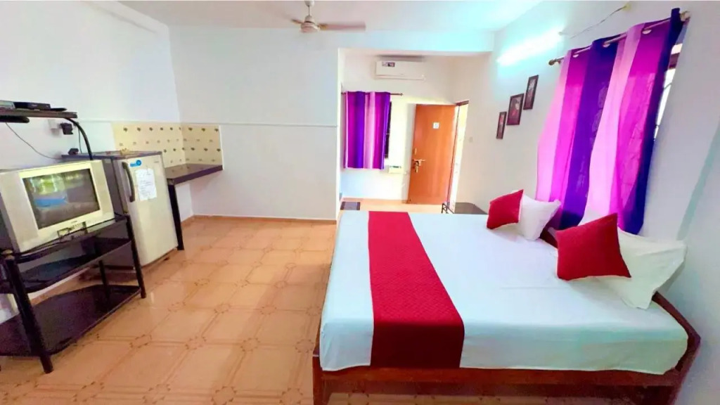 2 BHK Apartment in Candolim, by GuestHouser (1FE1)