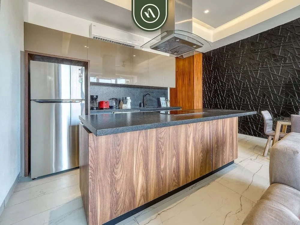 Amazing 1 BR Condo With Terrace - Rooftop Pool