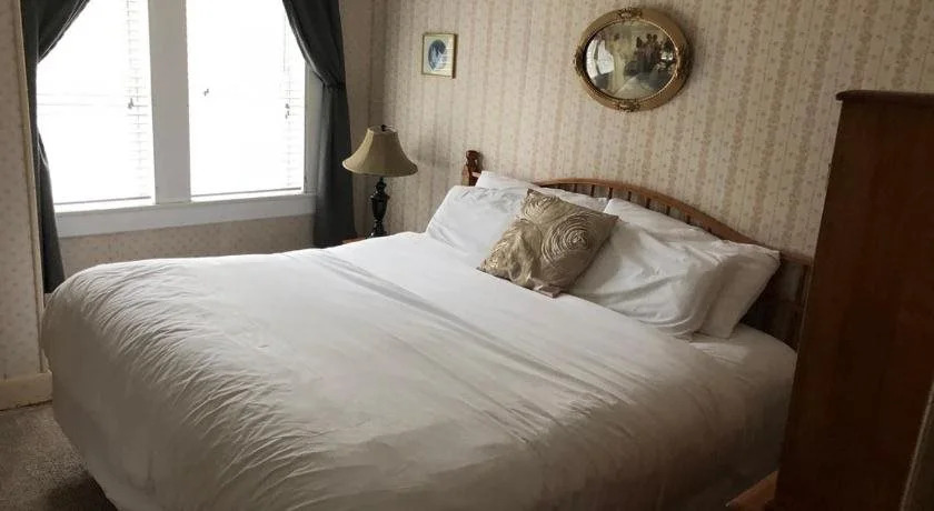 The Frogtown Inn And 6 Acres Restaurant