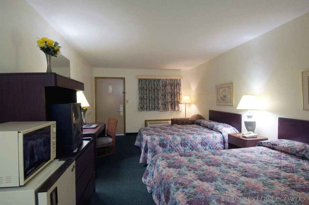 Americas Best Value Inn-Columbus/North