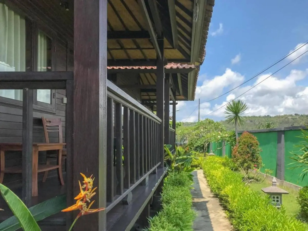 Pula Huts Lembongan