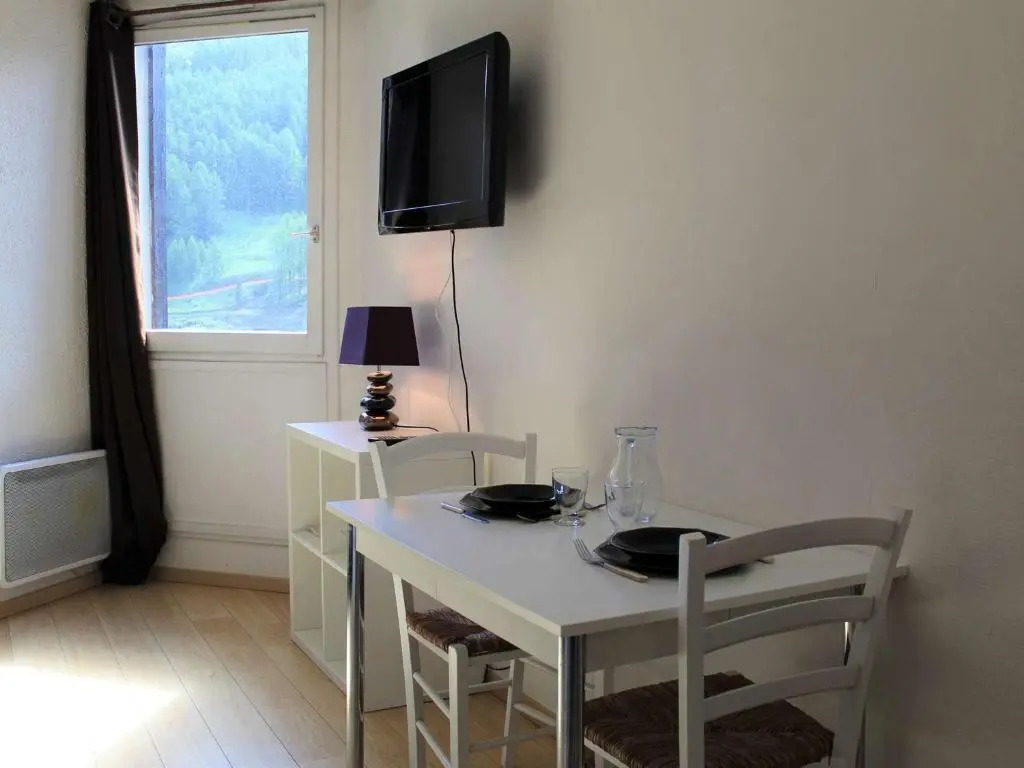 Appartement Vars, 1 pièce, 2 personnes - FR-1-330B-149