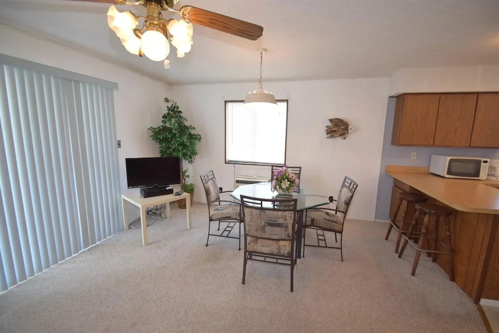 Ocean Lookout 5 2 Bedrooms 2 Bathrooms Condo