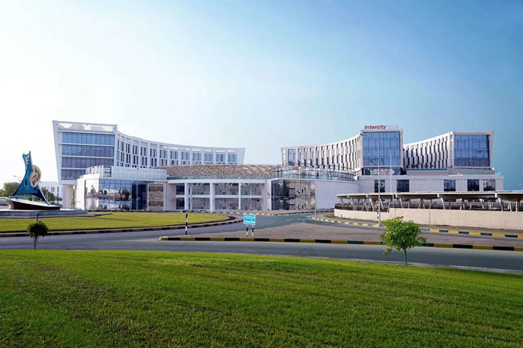 Отель IntercityHotel Muscat
