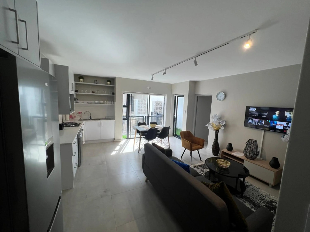 Woodys N Brooks Luxurious Apartments 11