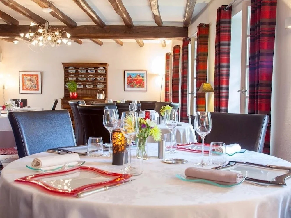 Logis Auberge De La Riviere