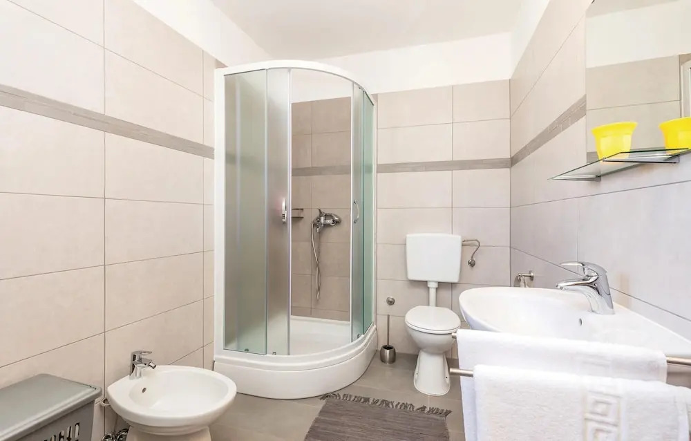 Amazing Home in Banjol With Wifi and 1 Bedrooms