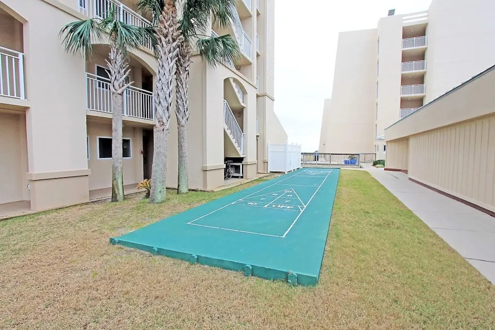 Beach House 401b 2 Bedroom Condo