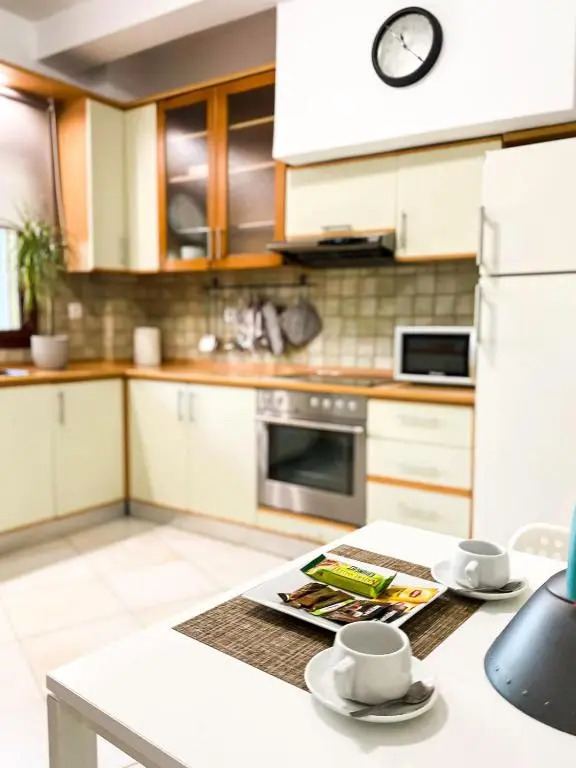 B home in Panorama