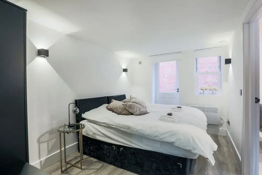 Fulham Apartment by Emerald